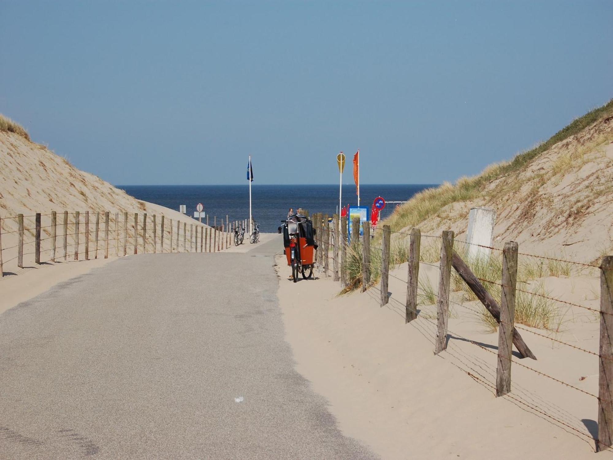 Modern Apartment In Noordwijk Near The Sea Dış mekan fotoğraf